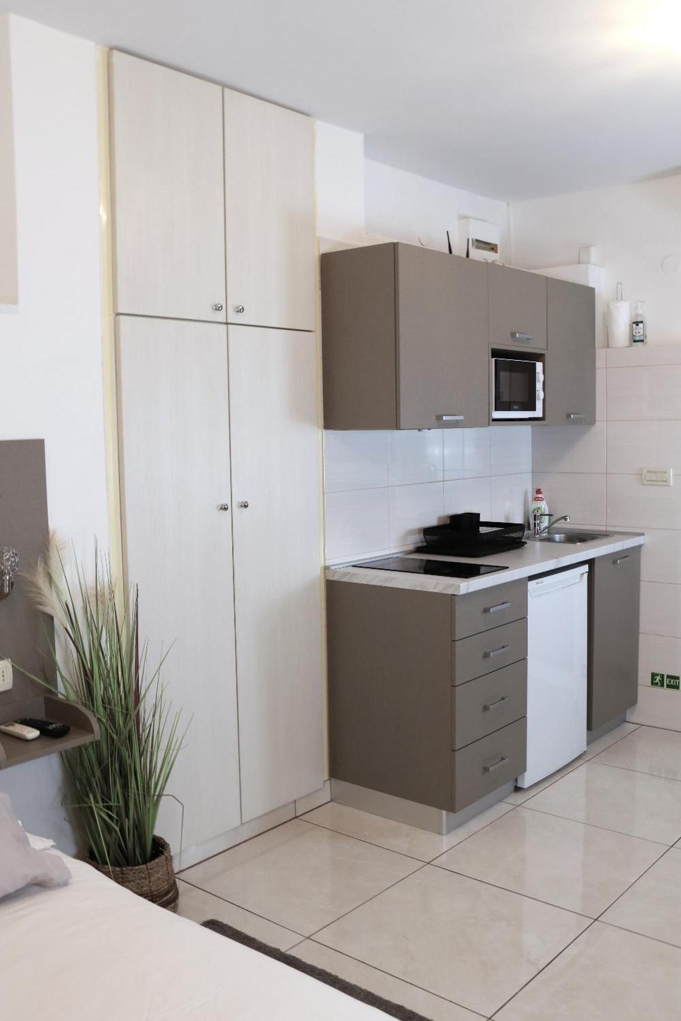 Apartments And Rooms Tudor سبليت المظهر الخارجي الصورة